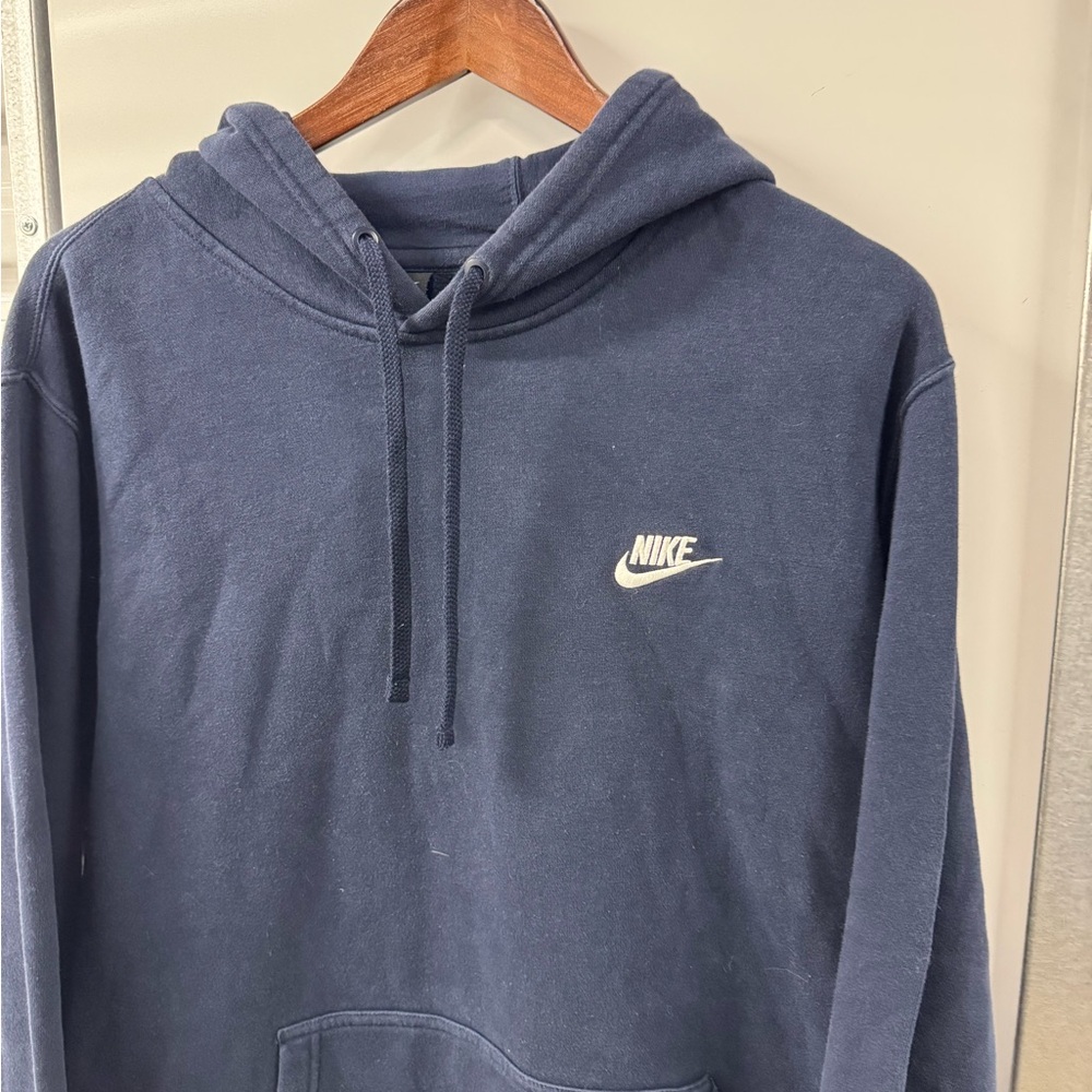 Nike Men's Dark Blue Hoodie - Picture 4 of 8